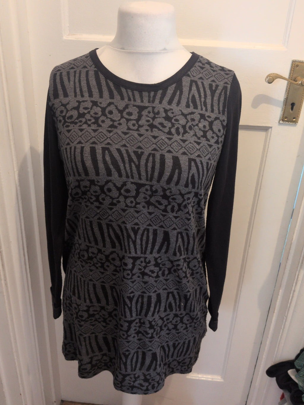 Marks And Spencer 14 Grey And Black Long Sleeve Longline Top/Dress