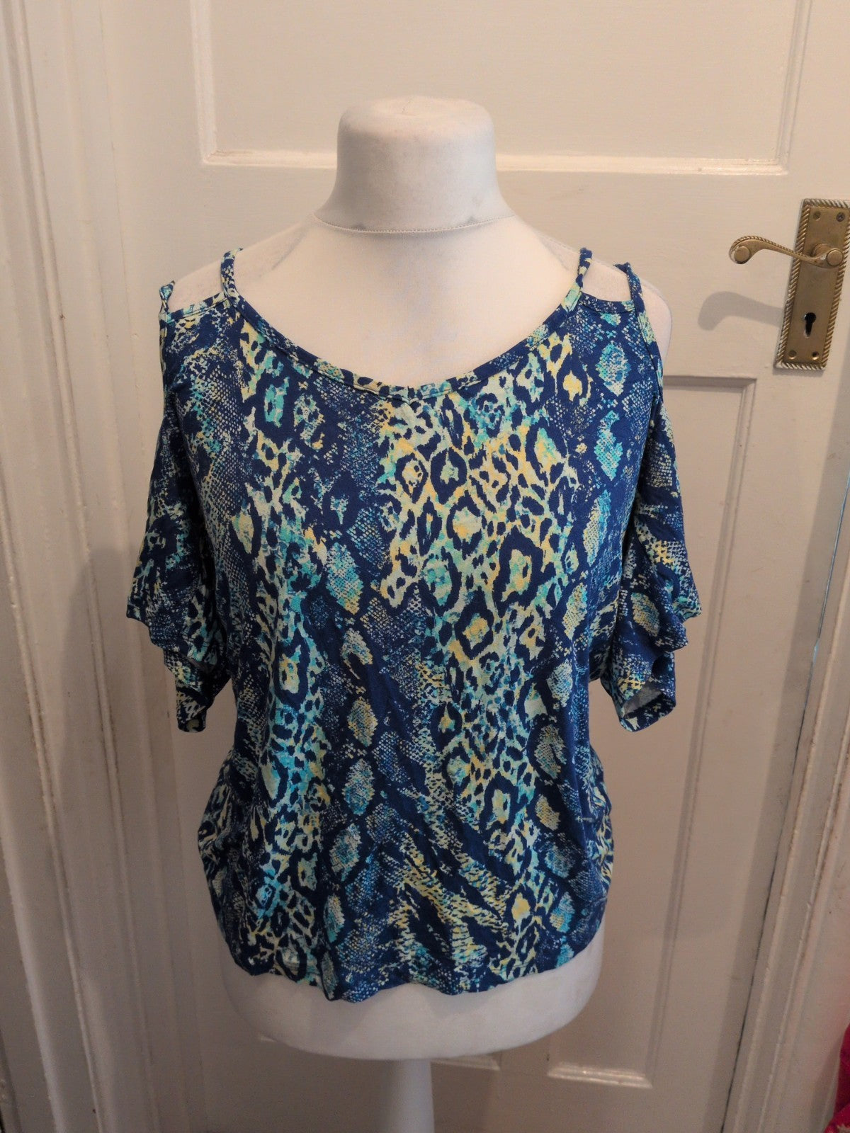 Ladies George Size 14 Blue Patterned Open Shoulder Short Sleeve Blouse