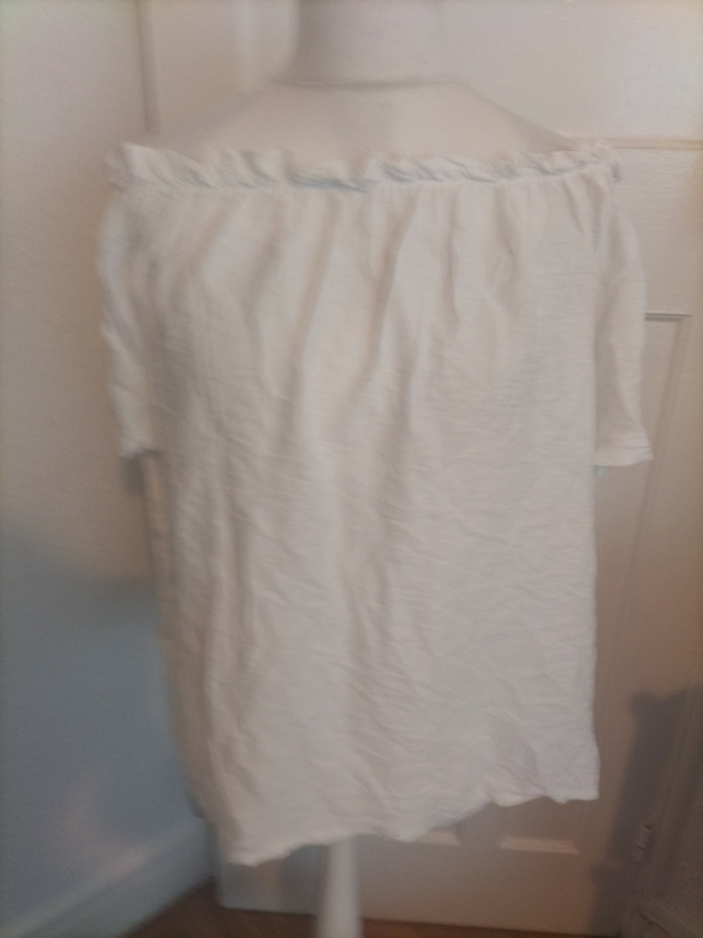 Ladies Size 20 White Elasticated Hem Short Sleeved Blouse