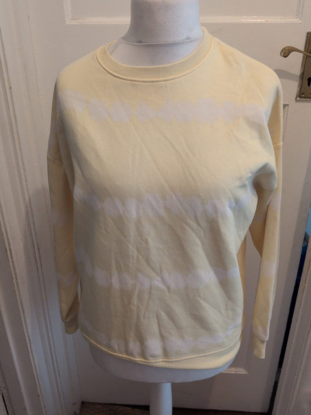 F&F 10 Pale Yellow And White Pullover Jumper