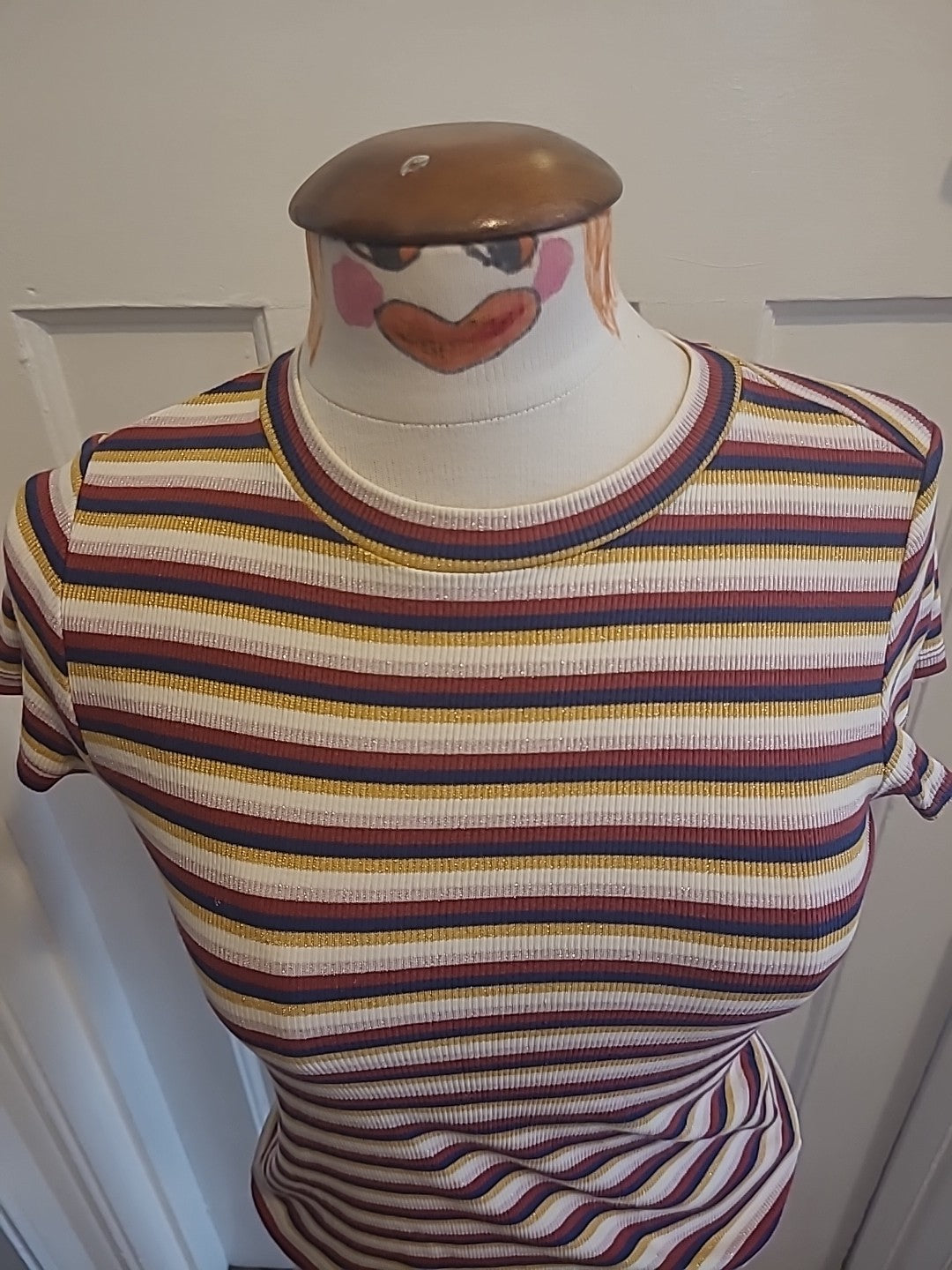 Ladies Monki Size Xs Multi Striped Short Sleeved Tshirt