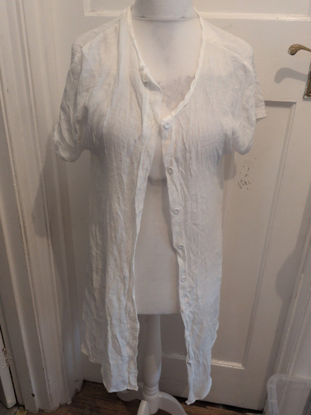 Large White Buttoned Short Sleeve Longline Top