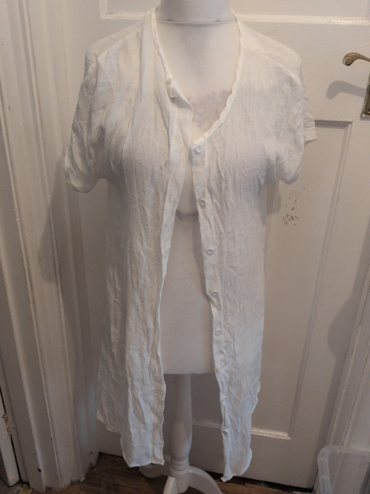 Large White Buttoned Short Sleeve Longline Top