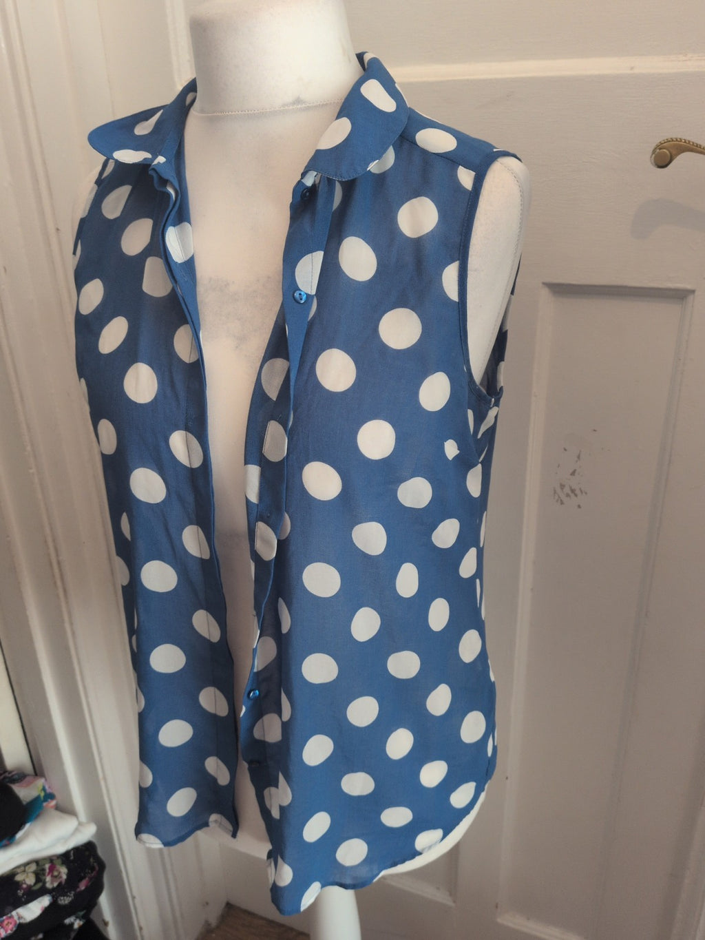 Next 14 Blue Spot Sleeveless Buttoned Blouse
