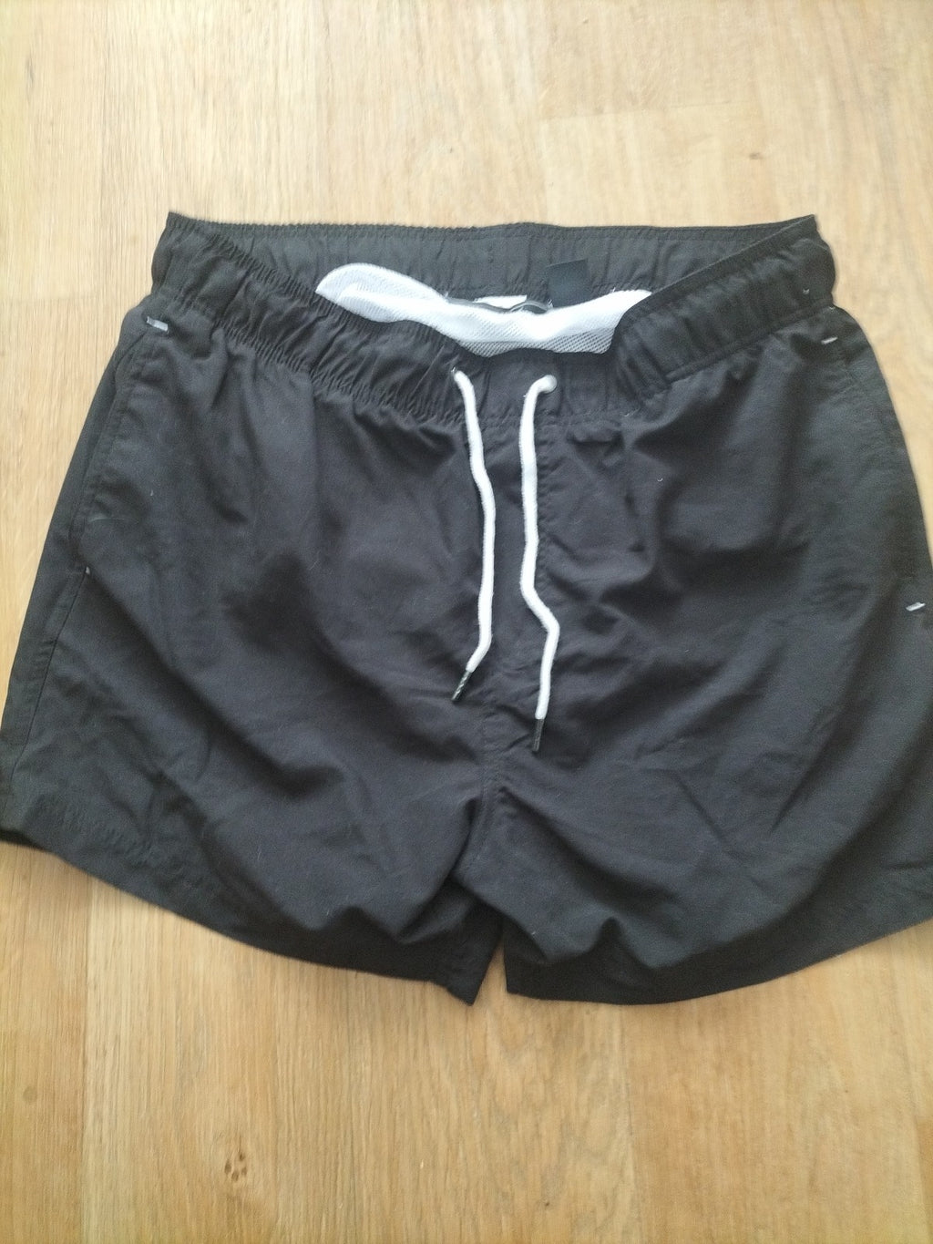Mens Regatta Size XL Black Elasticated Mesh Lined Shorts