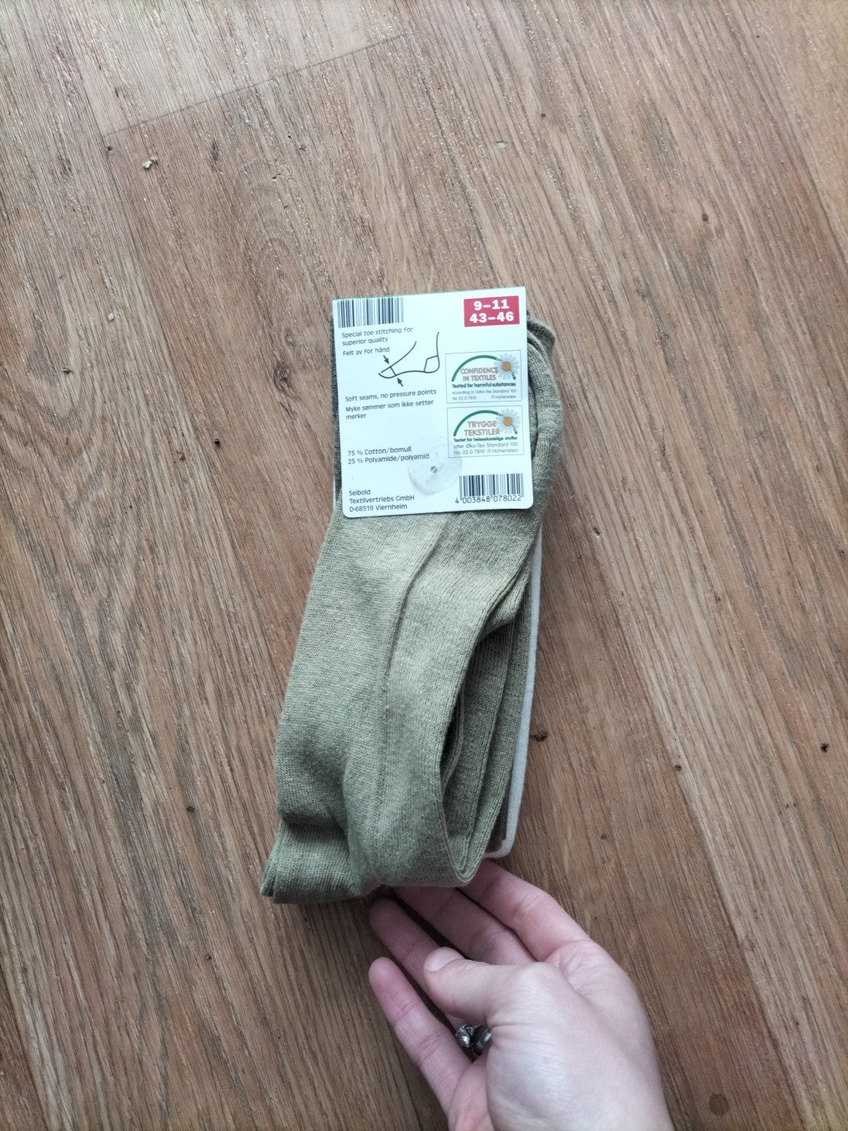 Brand New Mens Size 9-11 Multipack Socks