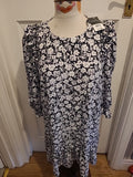 Brand New Ladies Peacocks Size 12 Black And White Floral Short Sleeved Dress