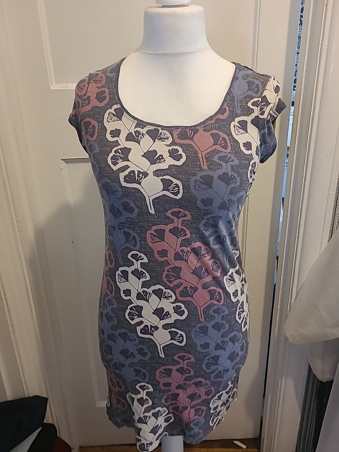 Ladies White Stuff Size 8 Multicoloured Floral Short Sleeved Shift Dress