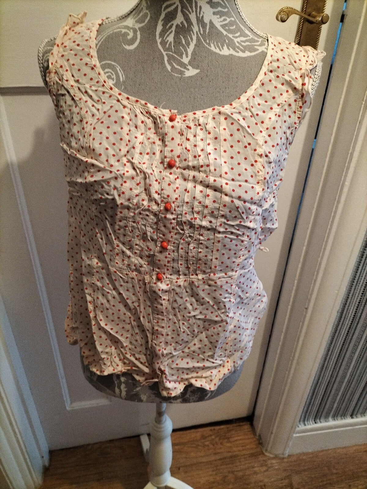 Ladies H+M Size Small Polkadot Sleeveless Blouse