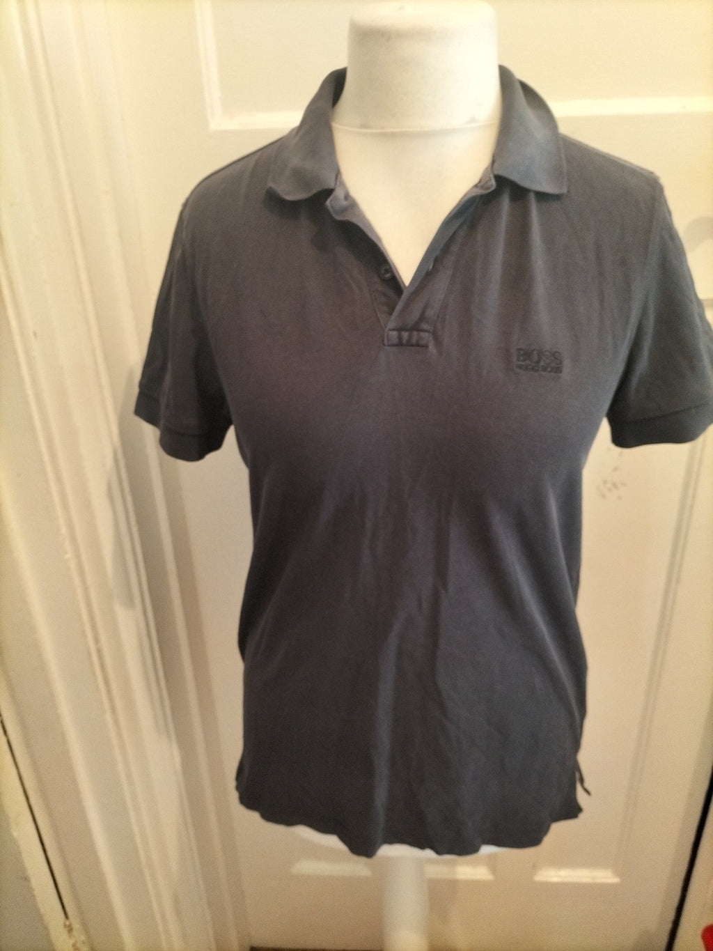 Mens Hugo Boss Size Medium Dark Navy Short Sleeved Polo
