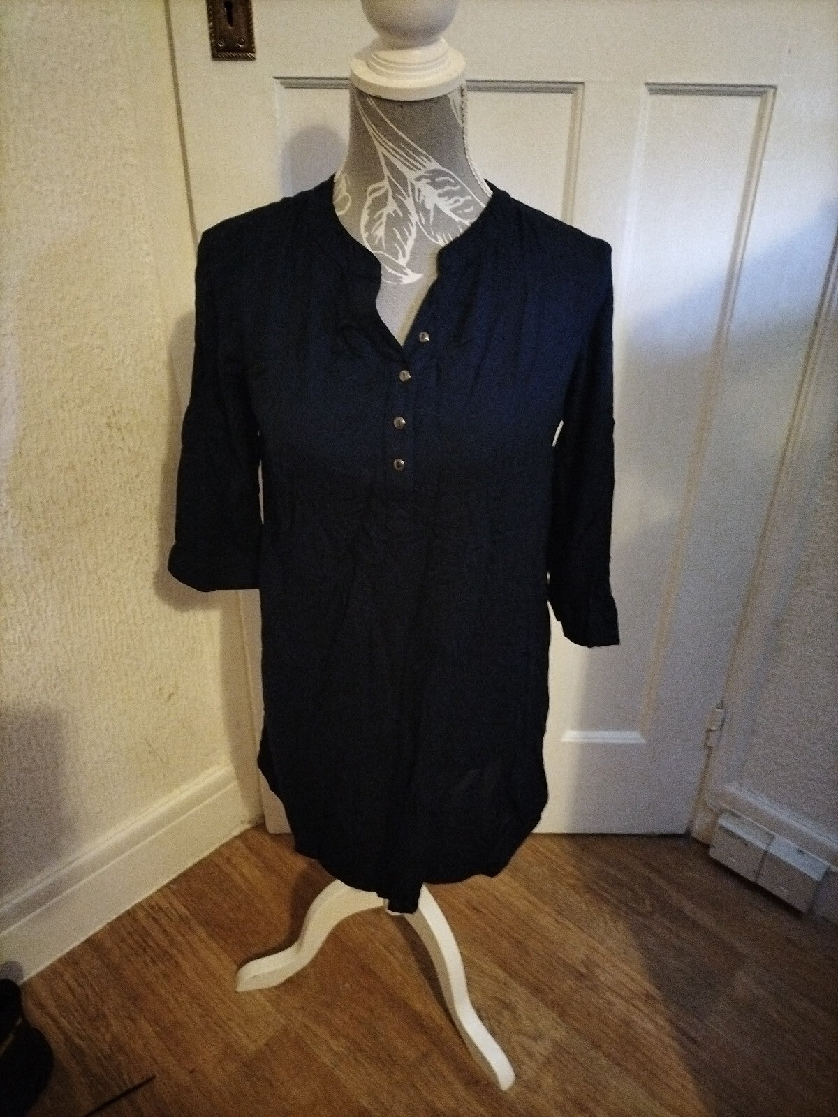 Ladies Mamalicious Size XS Navy Mid Sleeved Blouse