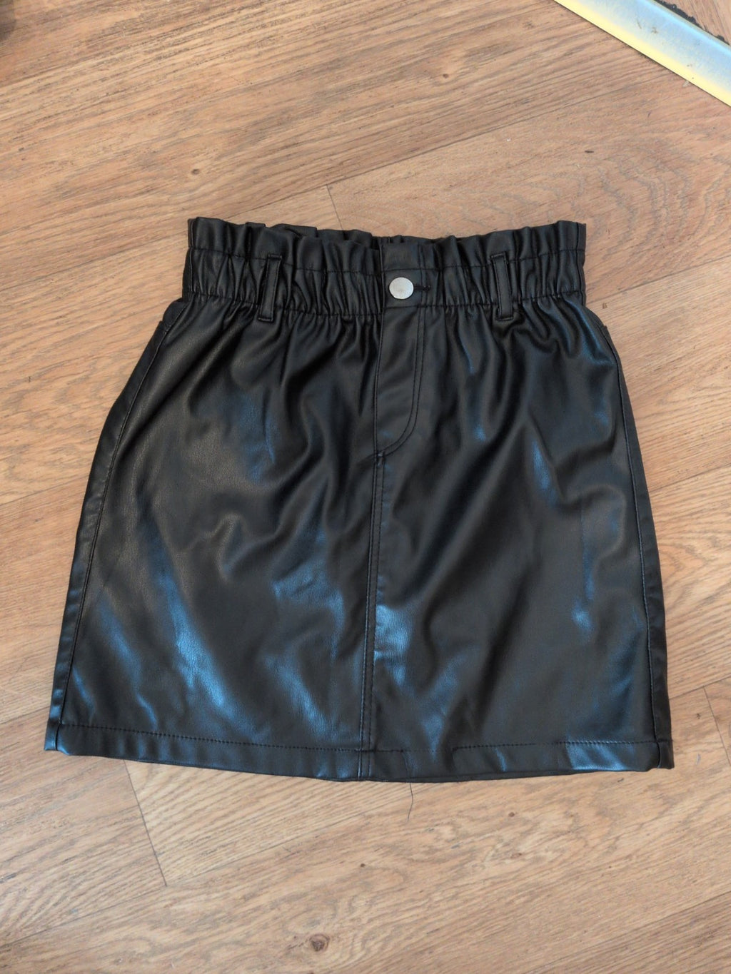 Girls H&M 9-10 Years Black Pleather Skirt