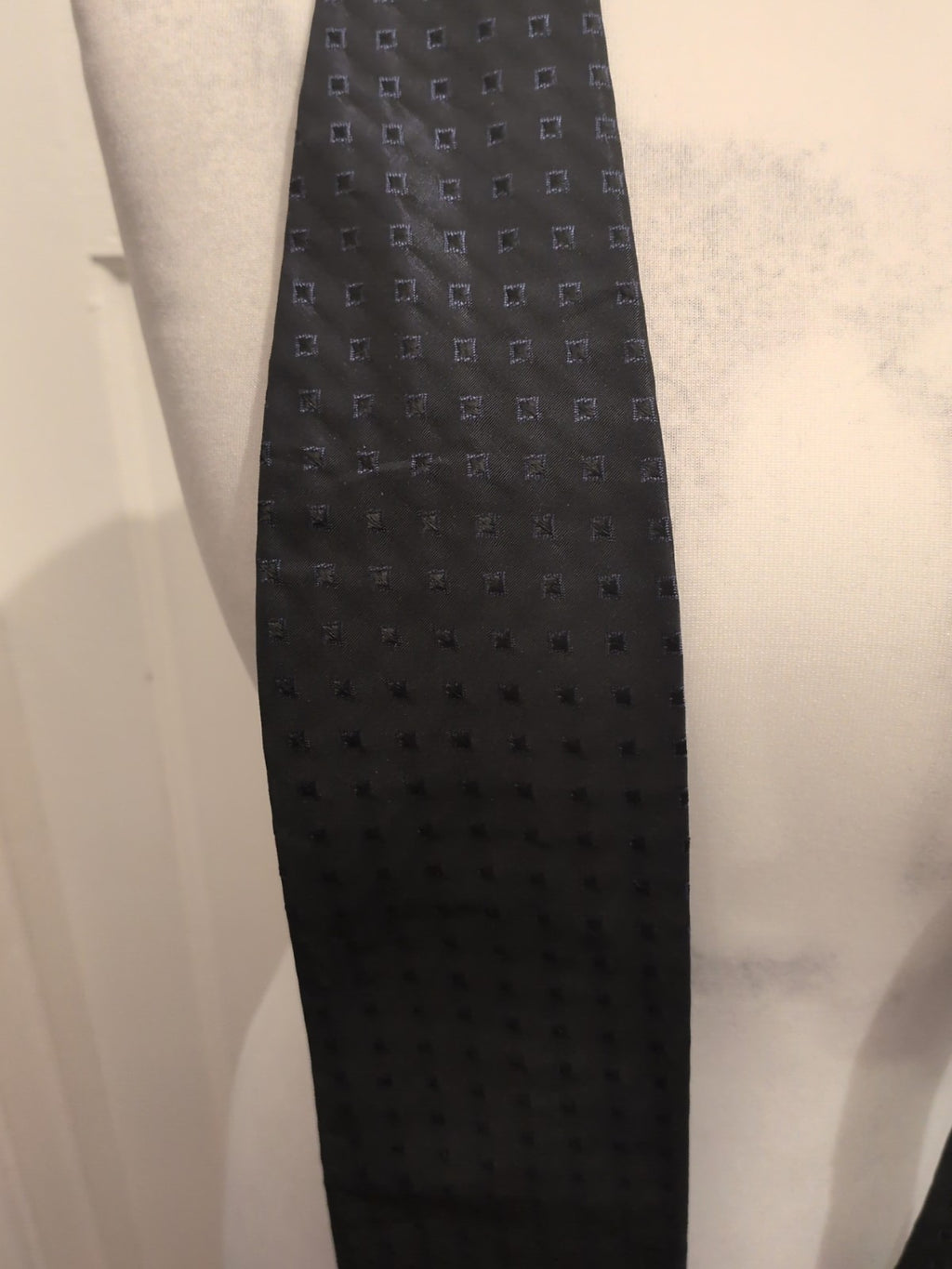 American Essentials Navy Patterned Tie