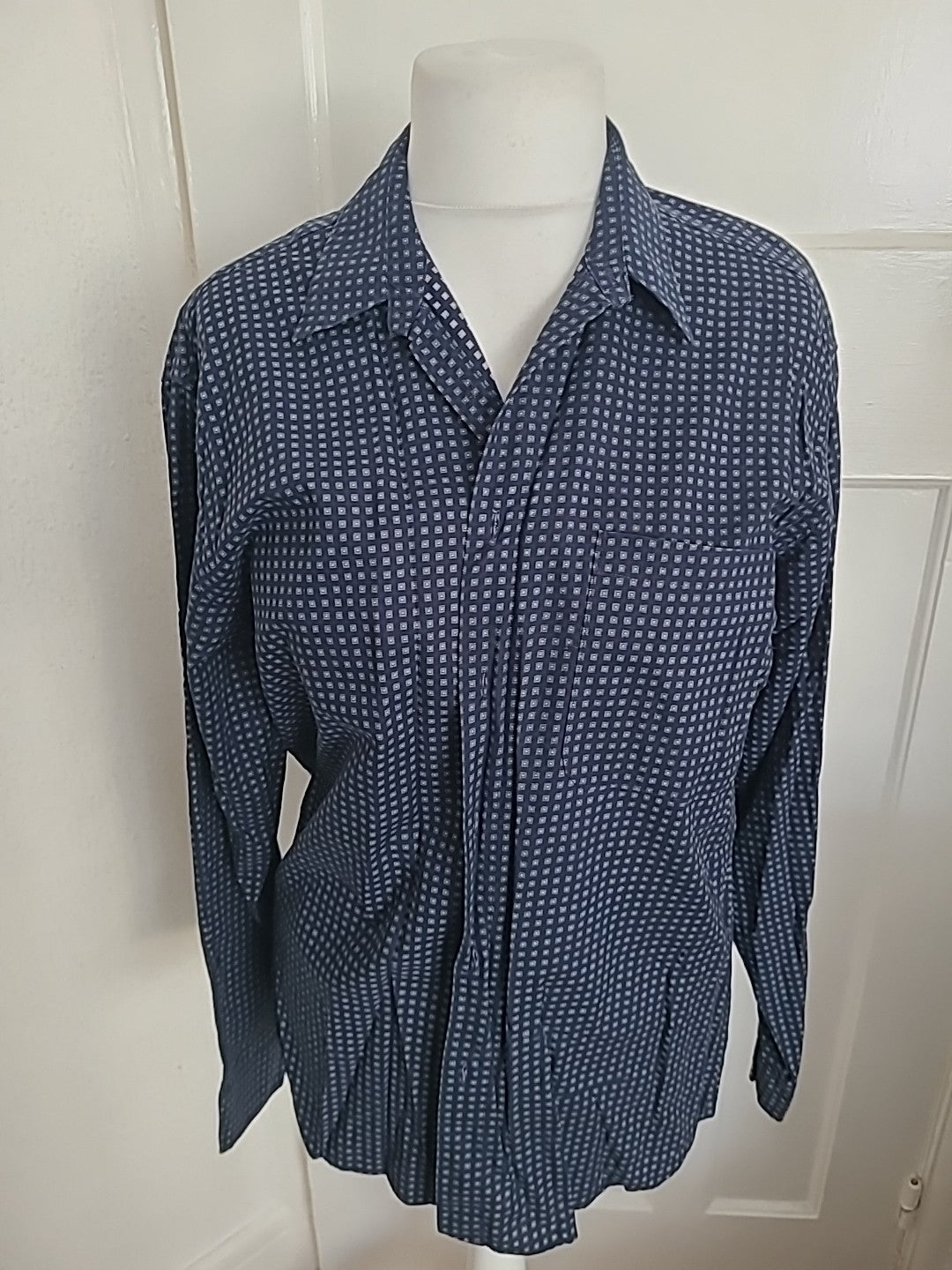 Mens Angelo Litrico Size 42 Chest Navy Patterned Long Sleeved Shirt