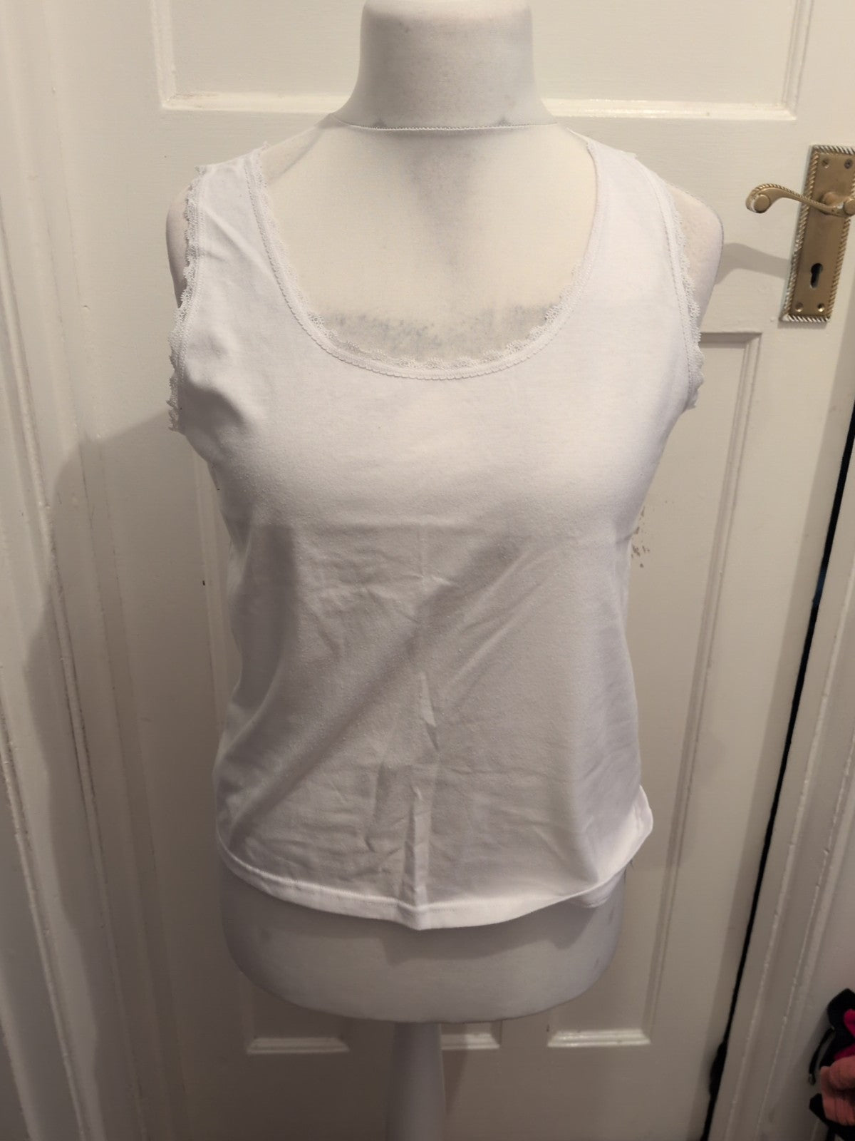 Beloved XL White Frill Hem Sleeveless Pyjama Vest
