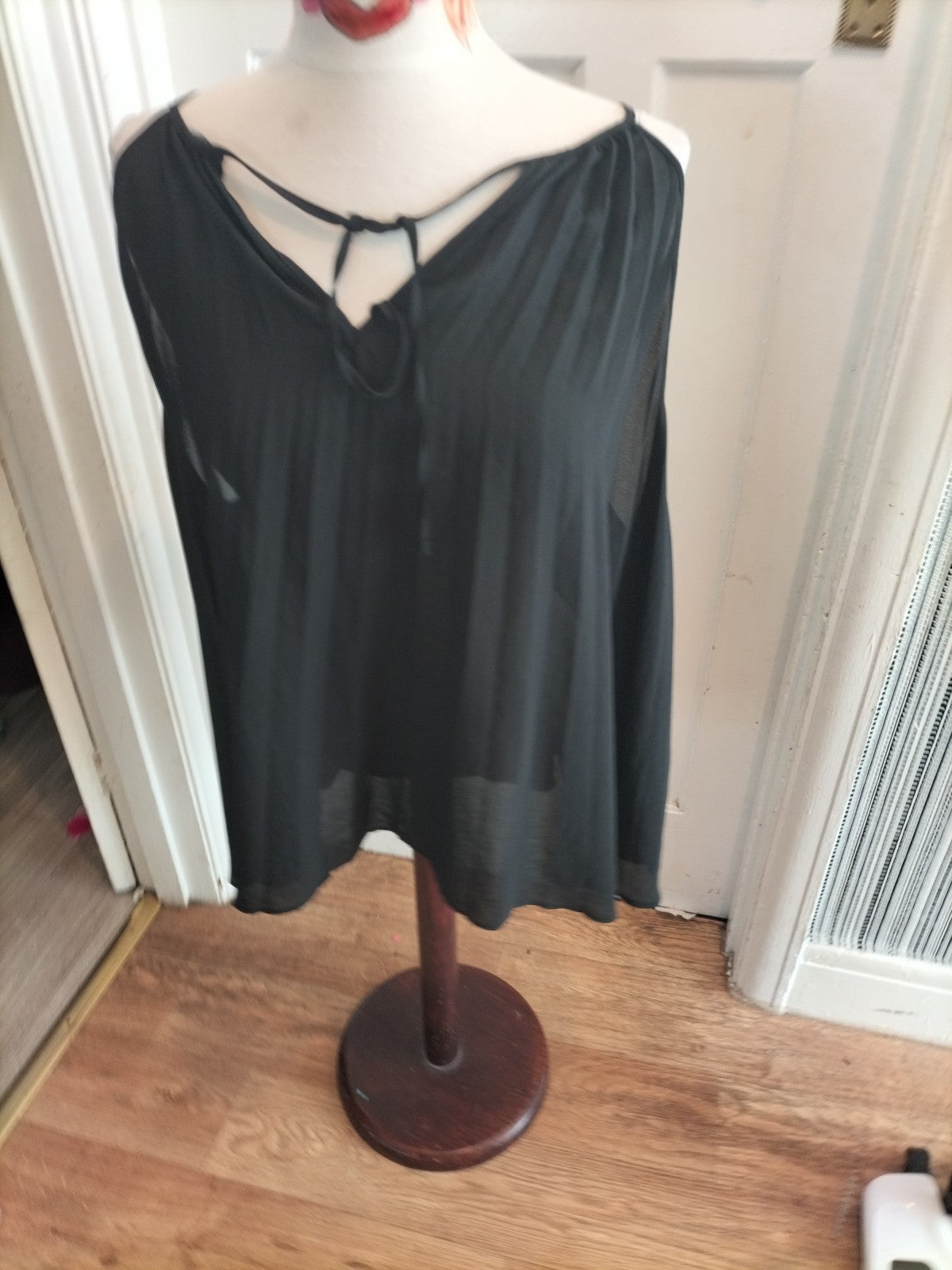 Ladies George Size 18 Black Sleeveless Flowy Blouse