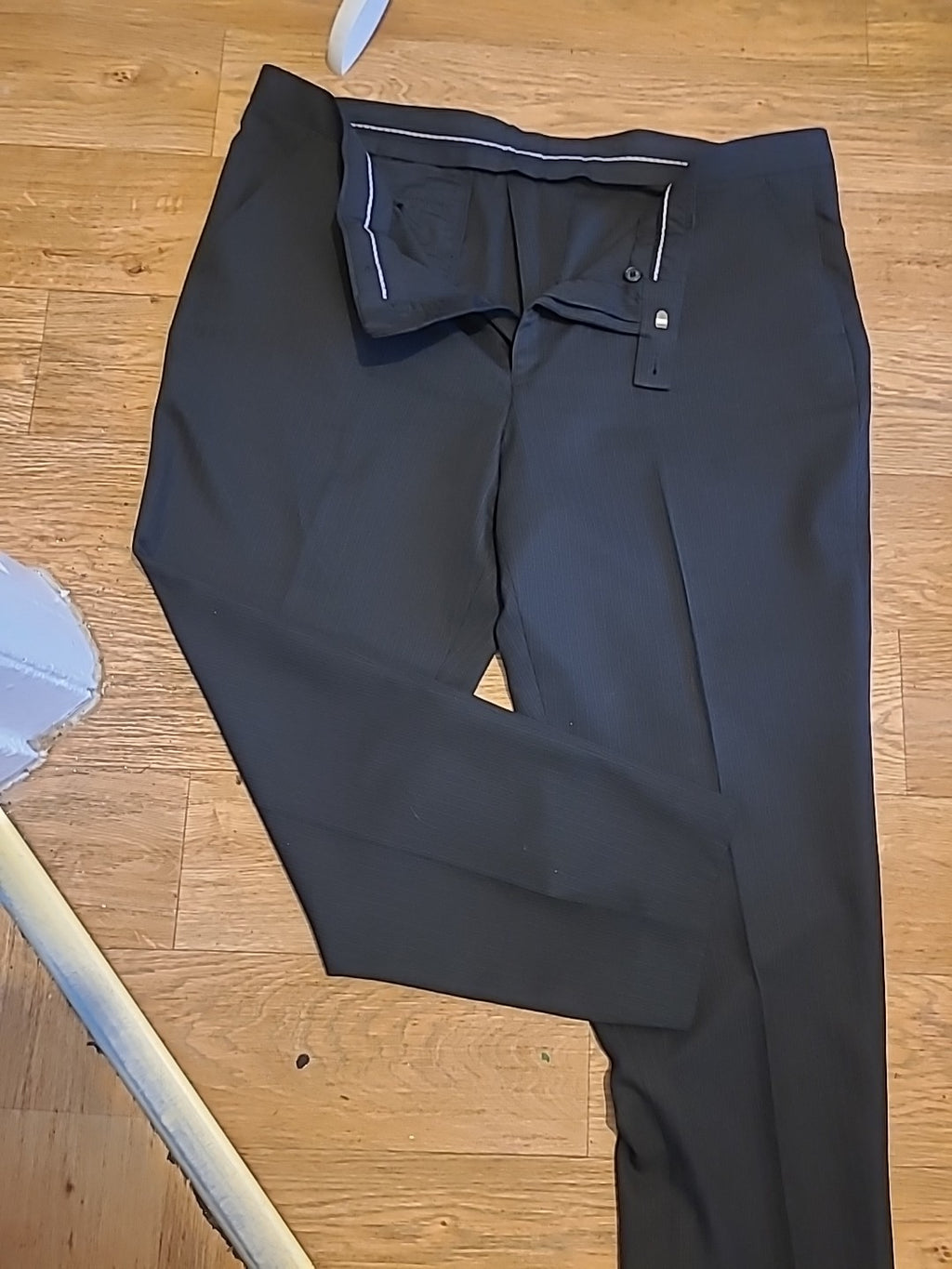 Mens Taylor&Wright Size 44S Black Striped Regular Fit Trousers