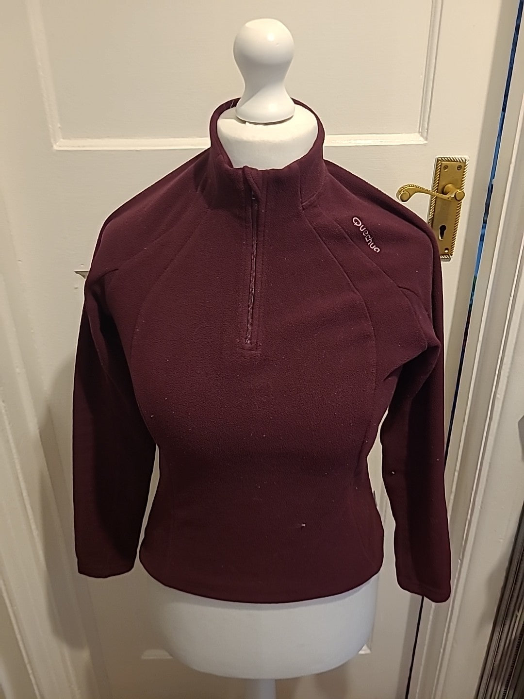 Ladies Quechua Size Small Deep Purple Jumper