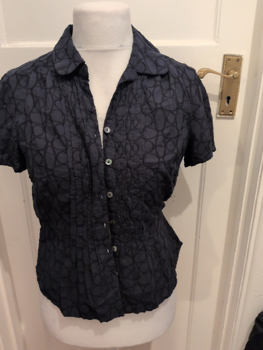 Cc 12 Navy Circle Pattern With Tie Blouse