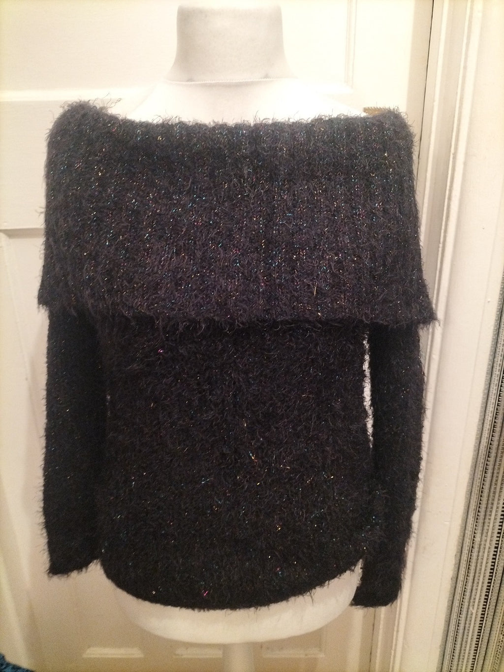 Ladies Studio Size 8-10 Black Glittery Long Sleeved Jumper