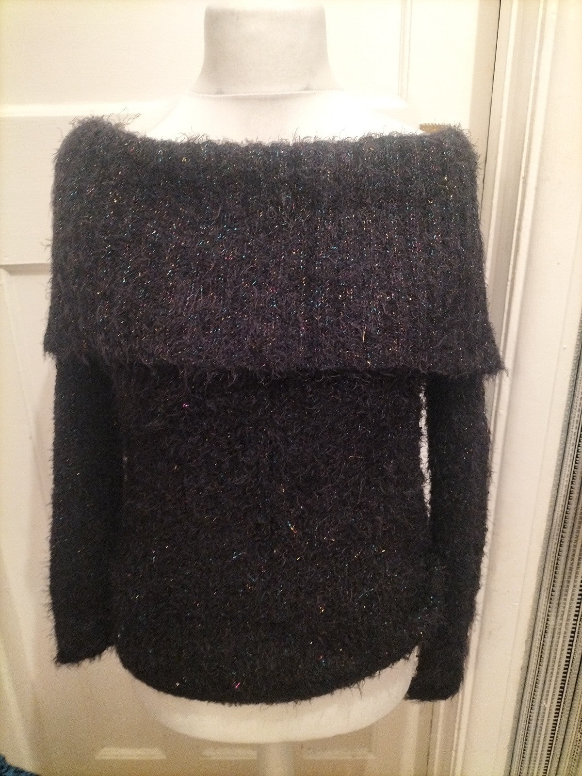 Ladies Studio Size 8-10 Black Glittery Long Sleeved Jumper