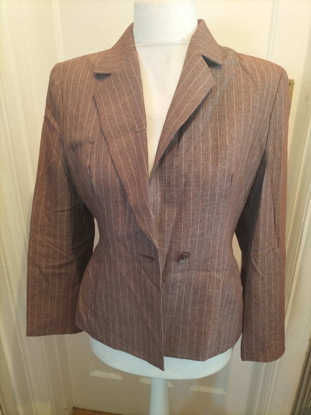 Ladies Janet Wise Size M/L Purple/White Striped Blazer