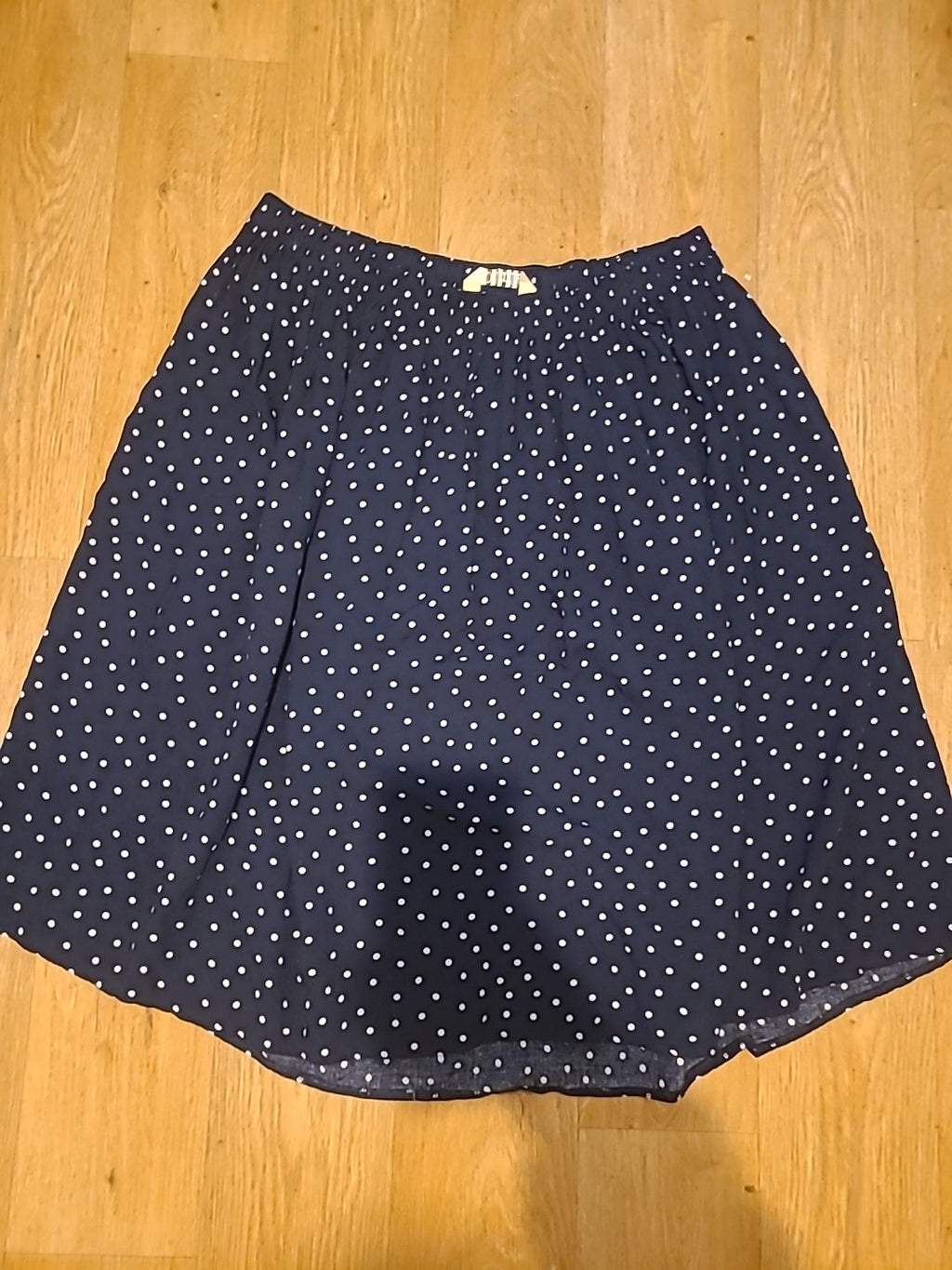 Ladies Dixie Size L/XL Polkadot Elasticated Lightweight Flare Skirt