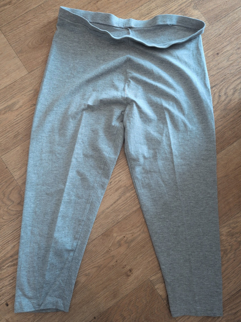 Primark 12-14 Grey Crop Leggings