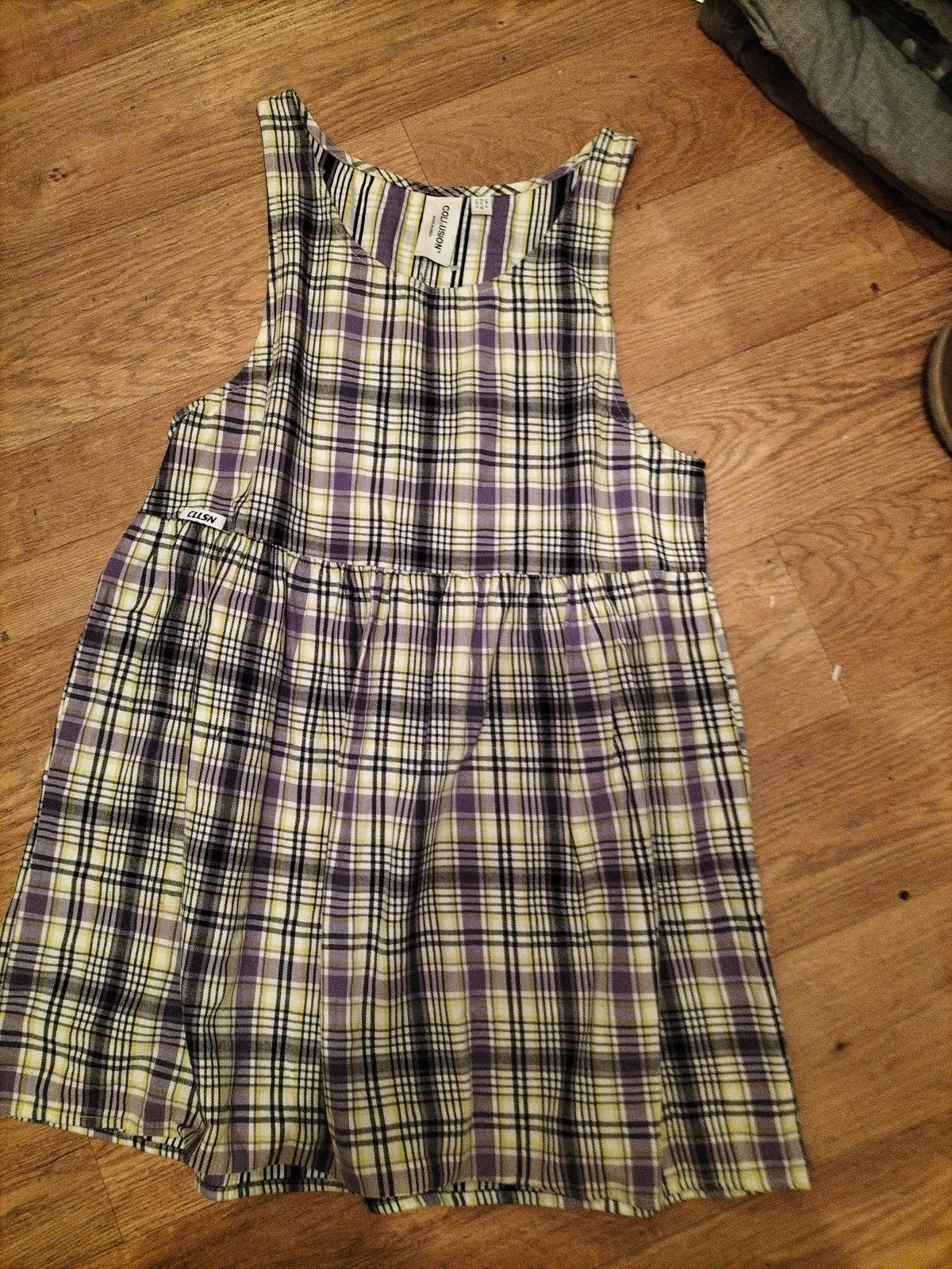 Ladies Collusion Size 4 Lilac Lime Black Sleeveless Dress