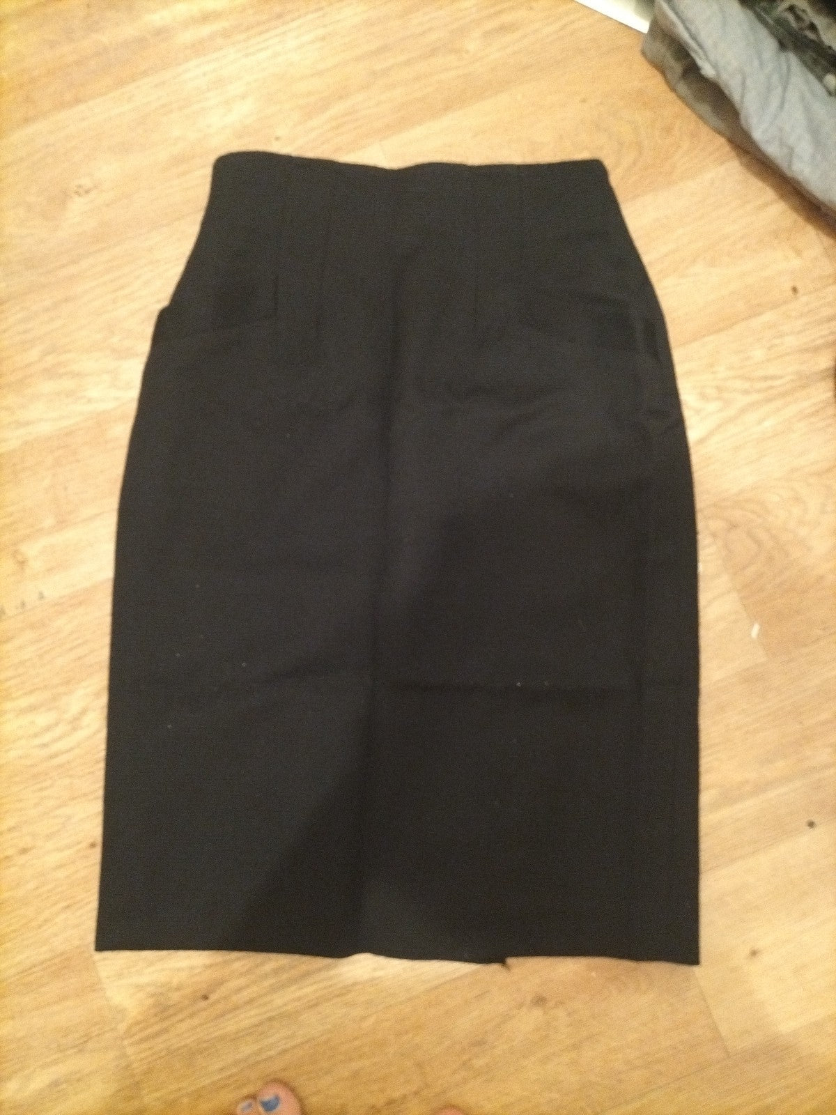 Ladies Windsmoor Size 14 Black Ribbed Midi Pencil Skirt