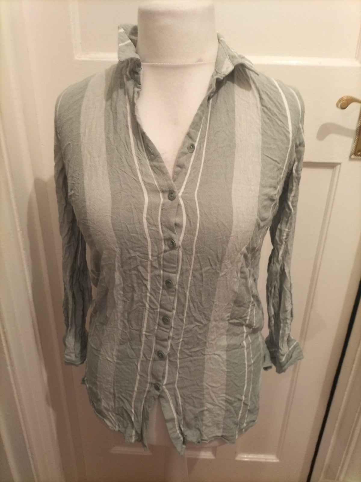 Ladies Primark Size 10 Pale Green And White Striped Blouse