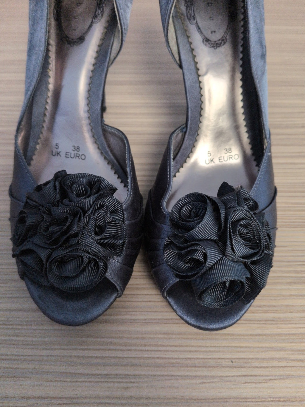 Debut UK 5 Grey Flower Toe High Heels