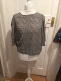 Ladies F+F Size 12 Black And White Short Sleeved Blouse