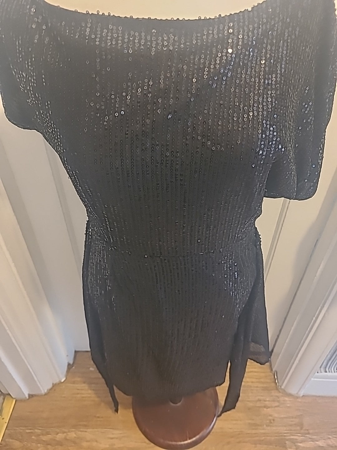 Ladies Size Large Black Glitter Short Sleeved Dress