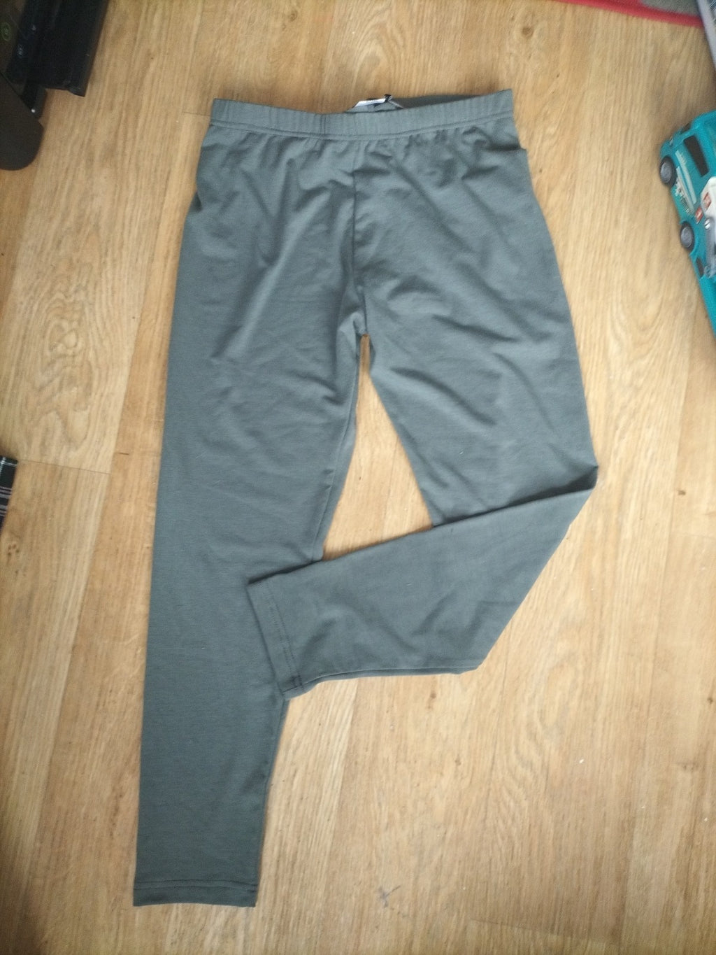 Ladies Amari Size 3 Grey Elasticated Leggings