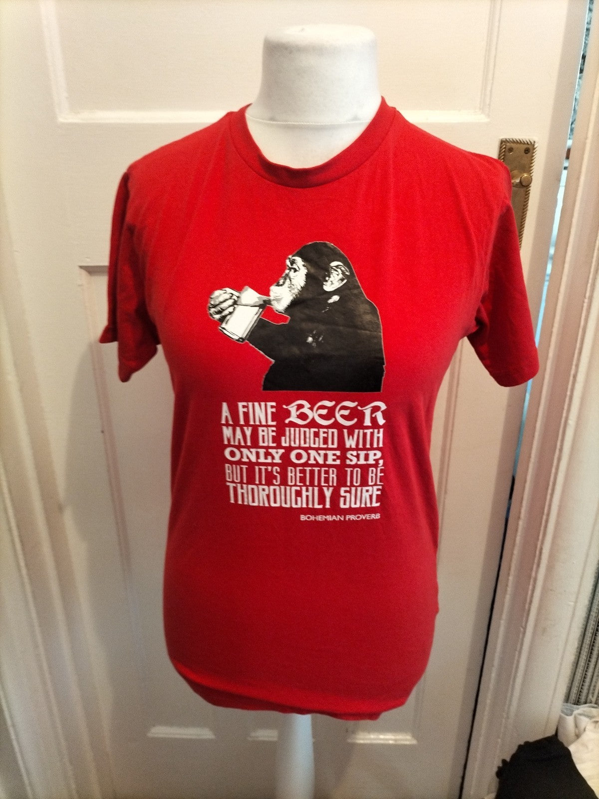 Mens James & Nicholson Size Medium Red Print Slim Fit T-shirt