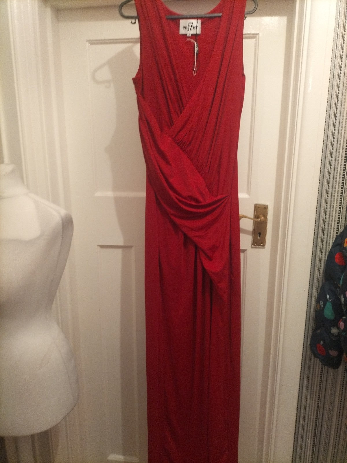 Ladies Vestry Size 8 Red Sleeveless Long Length Dress