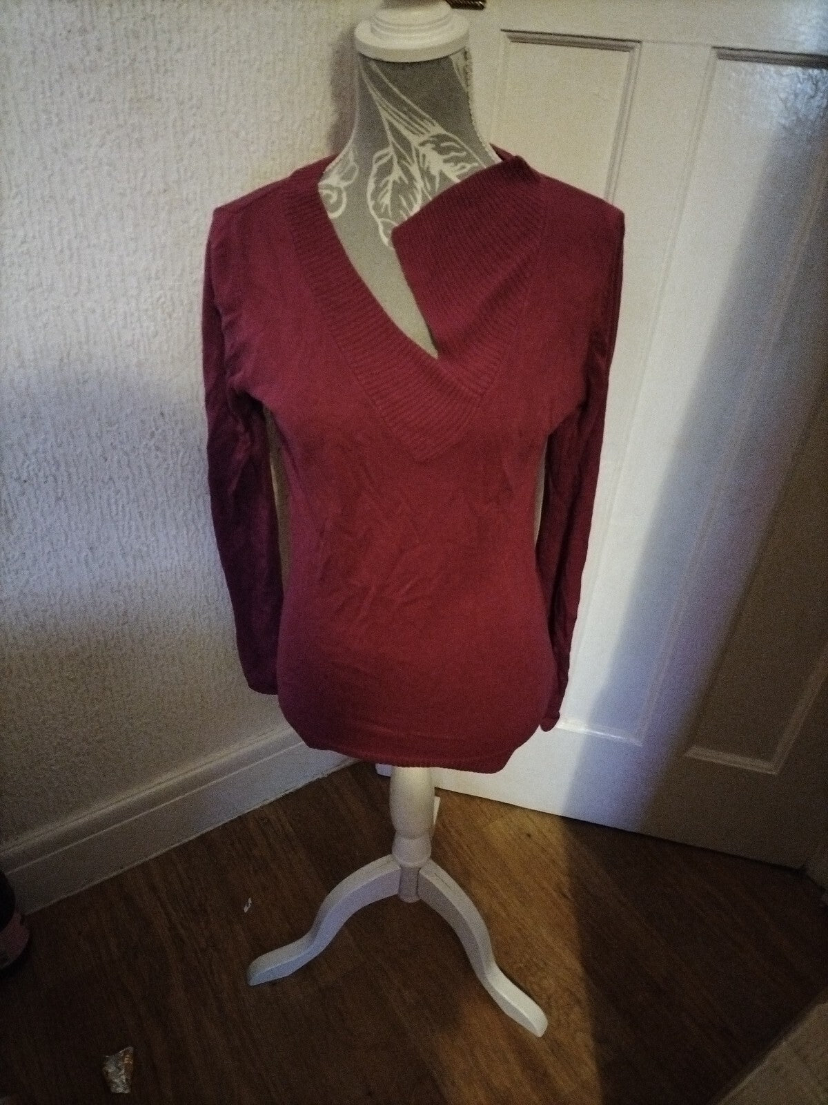 Ladies Emreco Size 10 Wine Long Sleeved Blouse