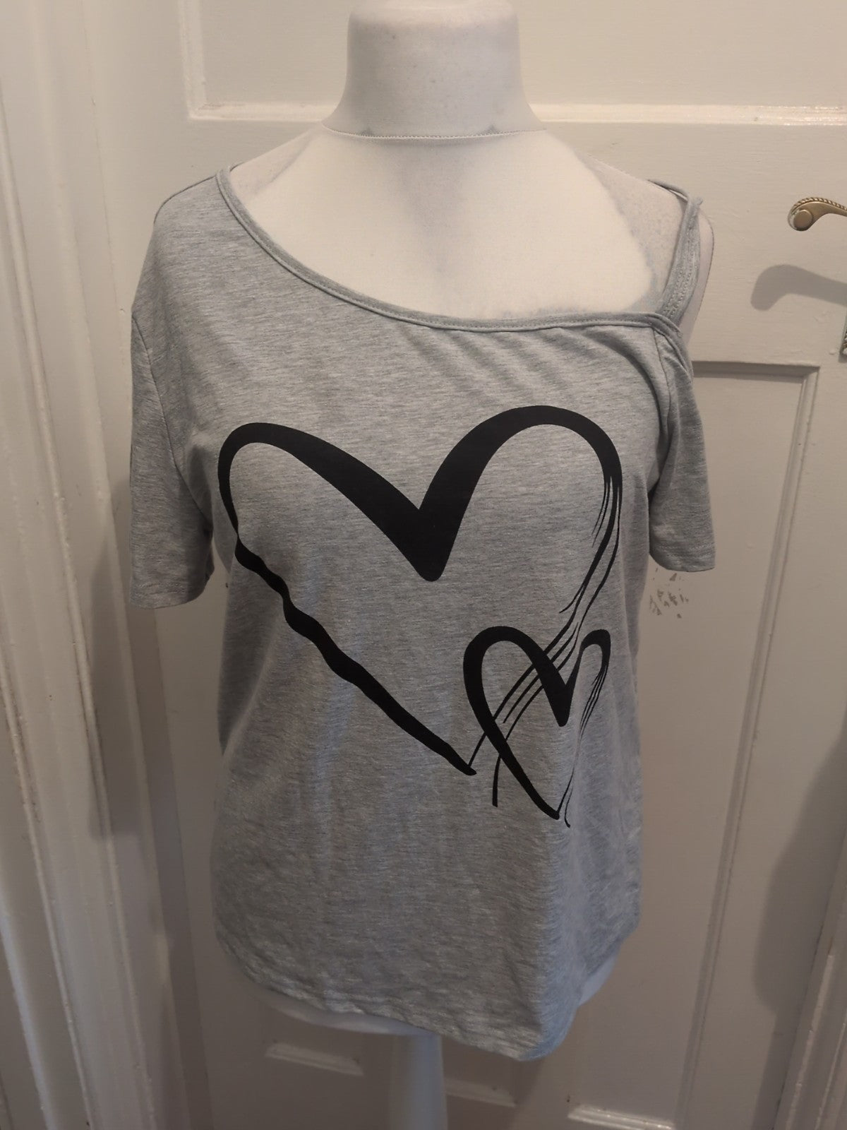 Shein Large Grey With Black Heart Print Short Sleeve T-shirt
