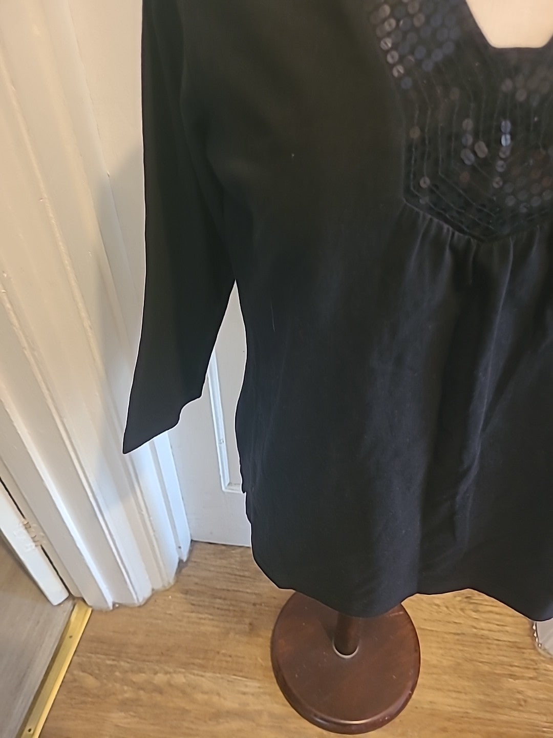 Ladies Quacken Factory Size Small Long Sleeved Tshirt
