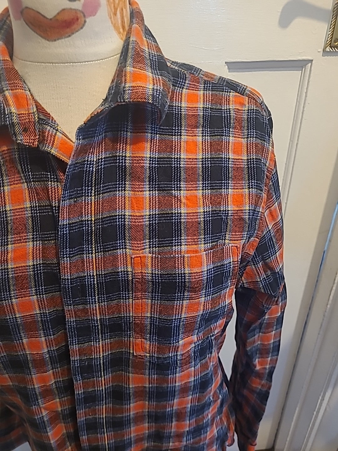 Mens Amazon Essentials Size Medium Navy Red Check Long Sleeved Shirt