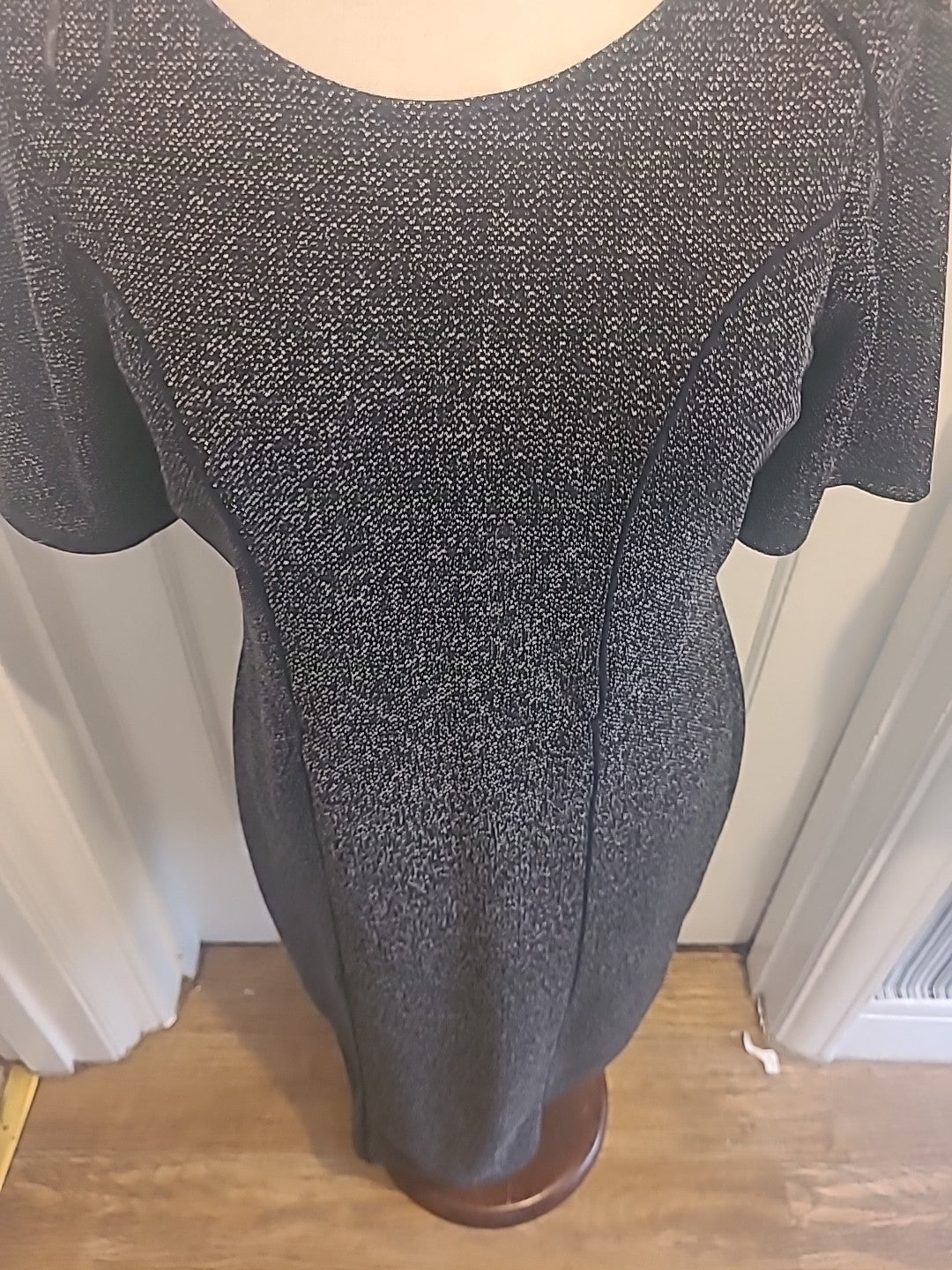 Brand New Ladies Tu Size 14 Fleck Short Sleeved Dress
