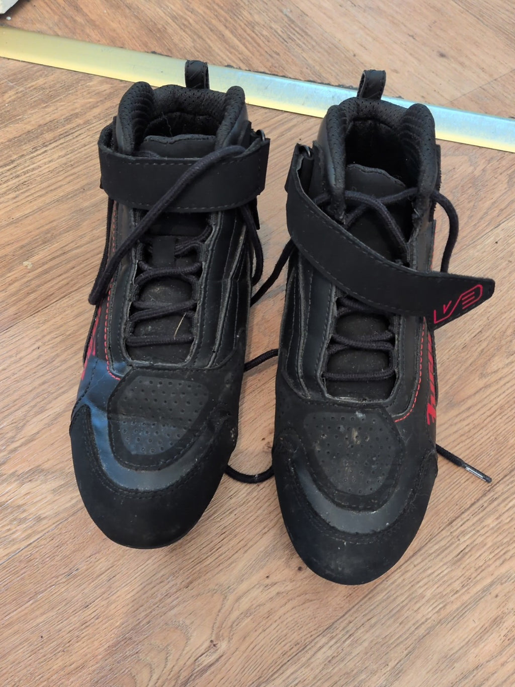 Black EU 40 High Ankle Trainers