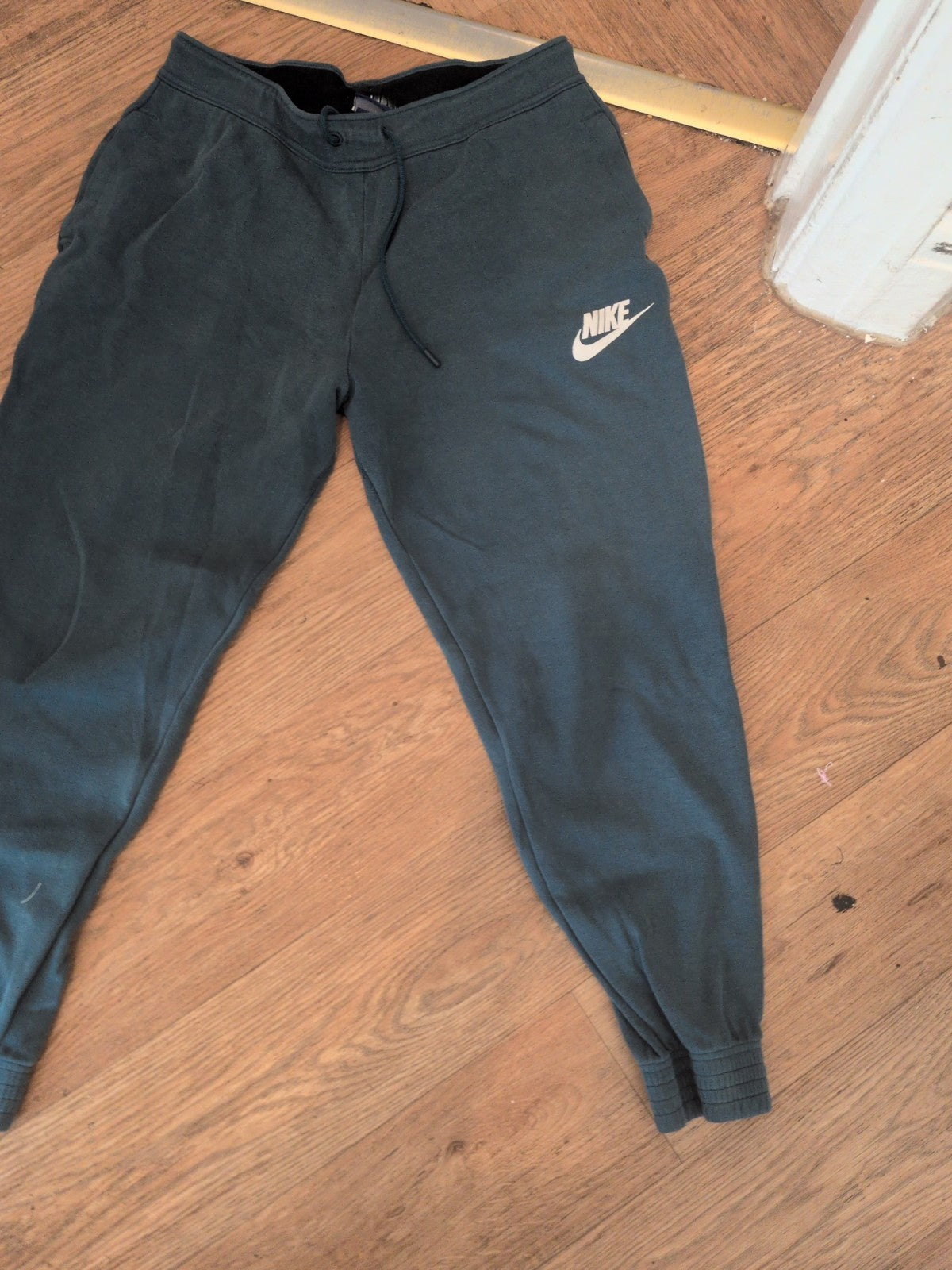 Nike Size Small Teal Jogger