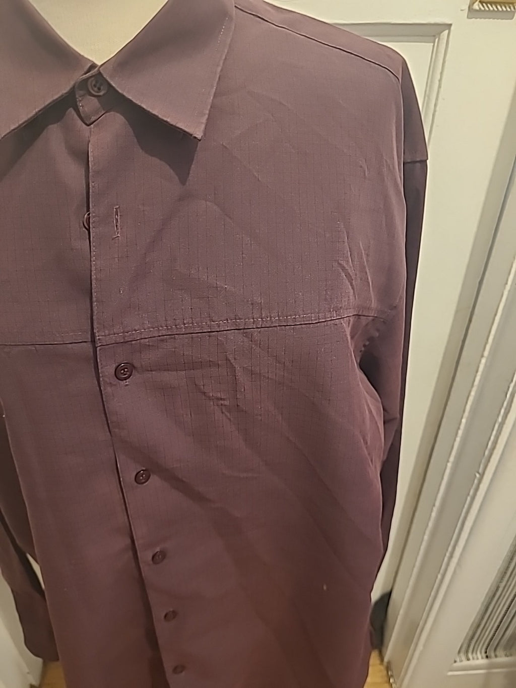 Mens Casual Club Size Large Purple Soft Touch Long Sleeved Shirt