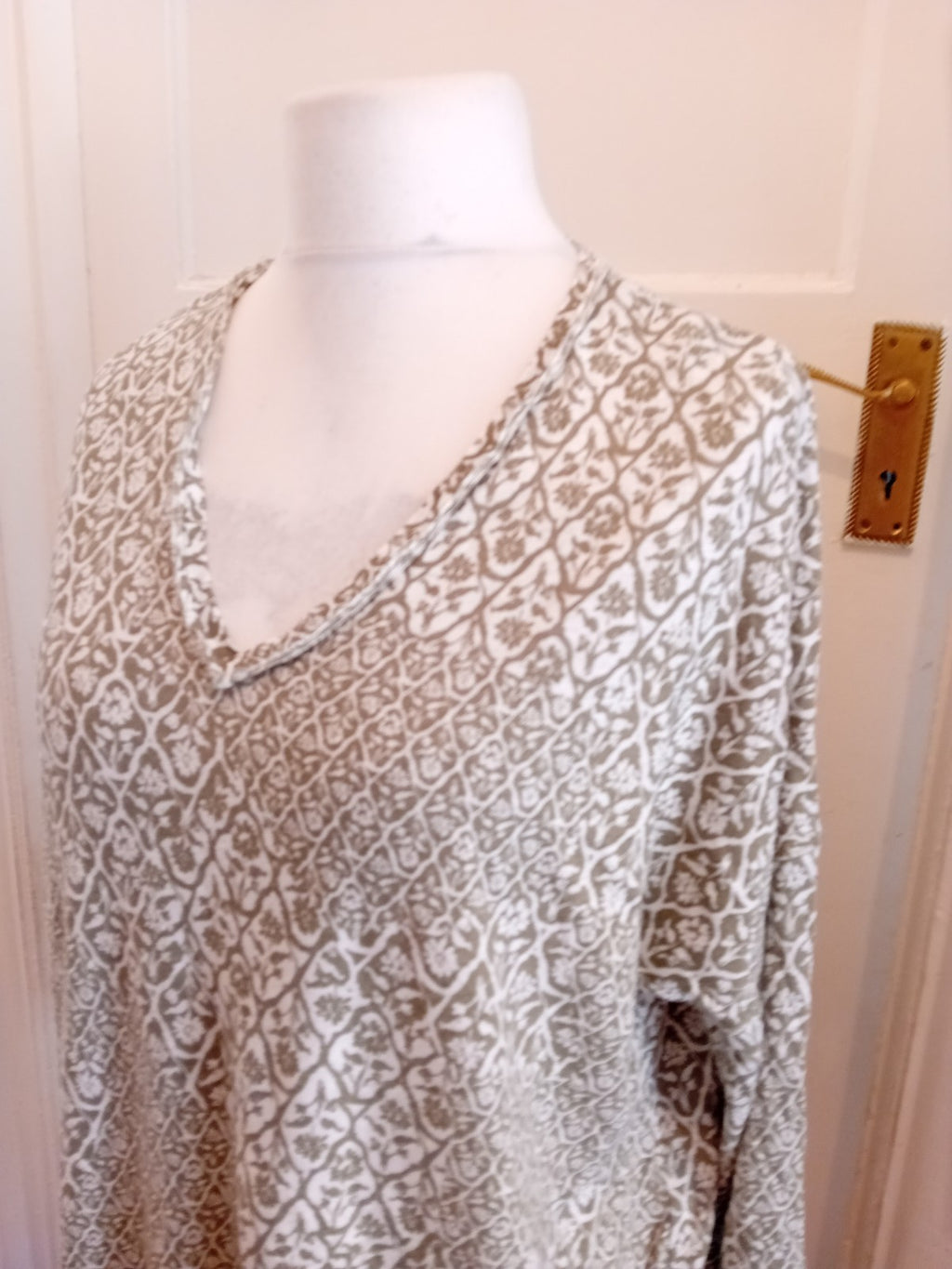 M&S Collection 14 Green And White Long Sleeve Blouse