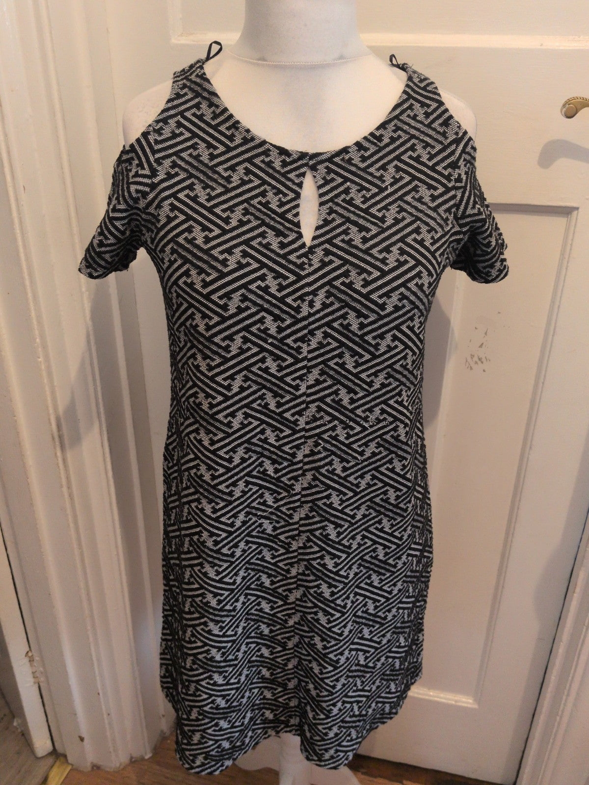 Next 14 Grey And Black Open Shoulder Short Sleeve Dress