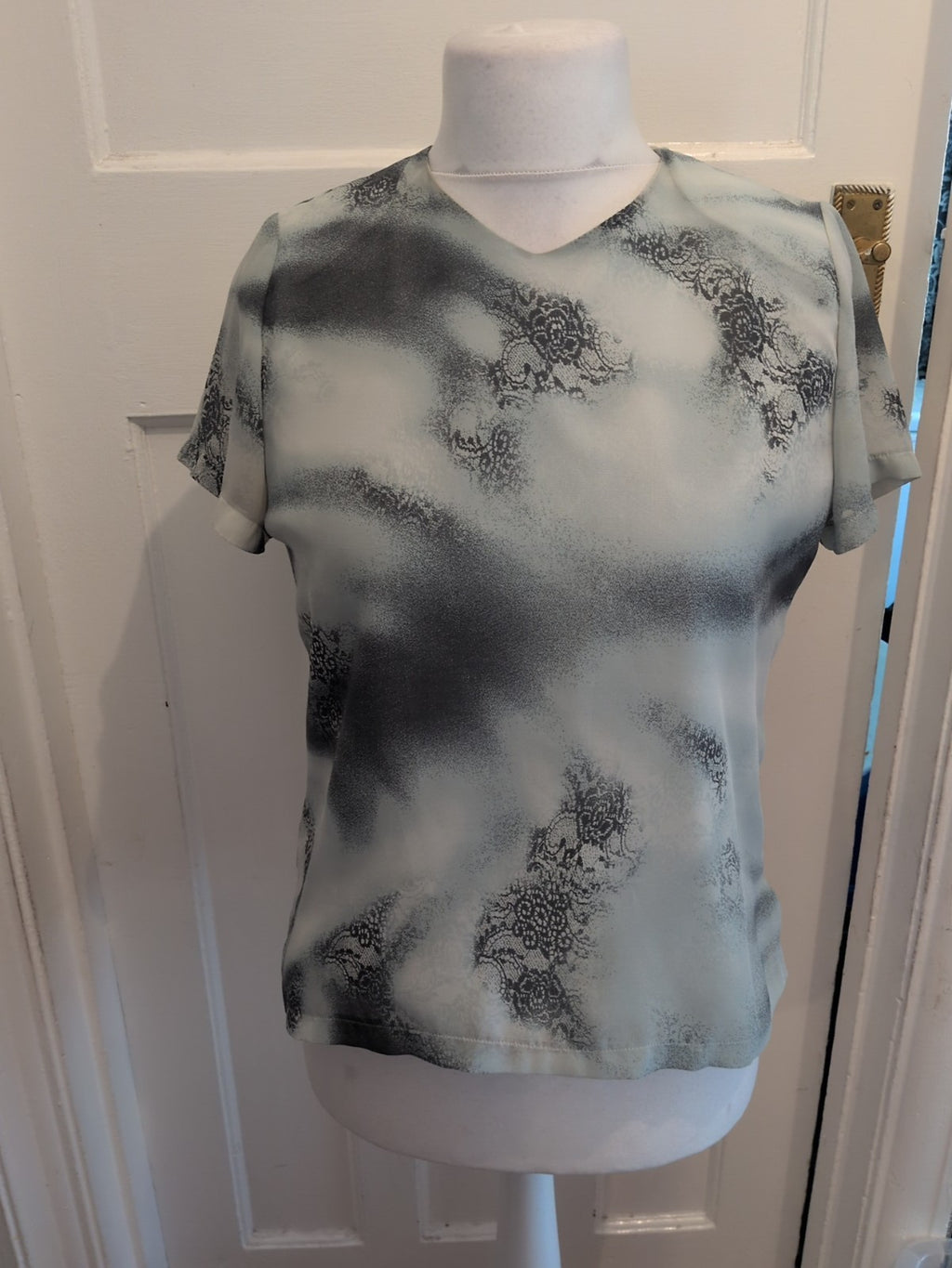 Gold 10 Turquoise Floral Short Sleeve Padded Blouse