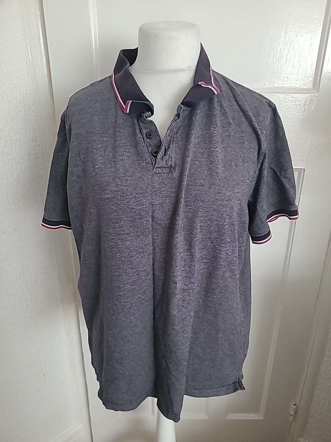 Mens Main Classics Size XL Navy And white Shirt Sleeve Polo Shirt