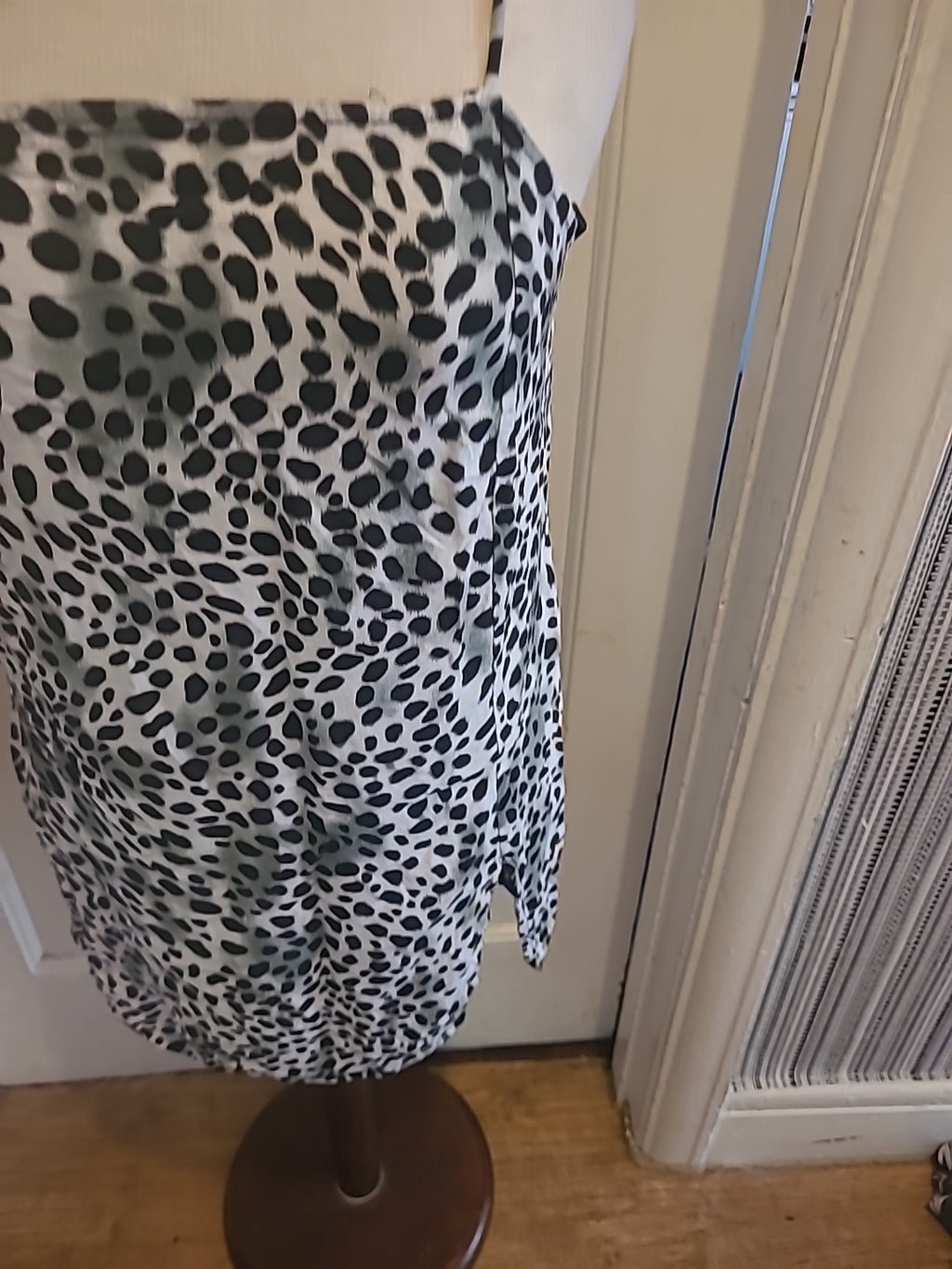 Ladies Motel Size Medium Spotty Animal Print Sleeveless Tshirt